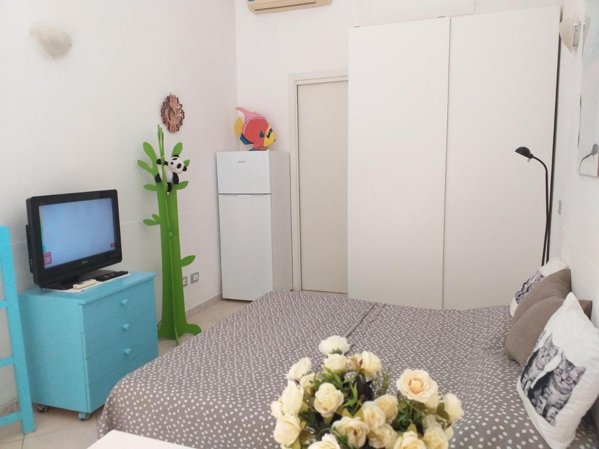 Sea Side Studio Viareggio Exterior photo